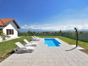 Villa Ena with Pool & Jacuzzi - Image 5