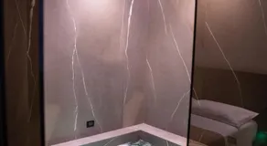 VS LUXURY SUITE with SPA - Image 3