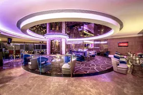StarWorld Hotel - Image 3