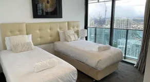 4 Bedroom Huge Sub Penthouse Oracle Level 31 Magnif VIEWS 260m2 Family Skyhome Sleeps 8 Adults and 2 Children, Sofa Bed Portacot, High Chair Central to Everything Resort Skyhome 5 STAR Luxury - Image 2