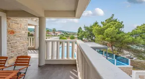 Lovely Apartment In Mrljane - Image 4