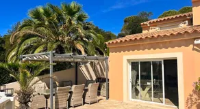 Ferienhaus Lei Sambro, familienfreundlich, Pool und toller Meerblick, ruhig gelegen by Riviera HomeLife - Image 4