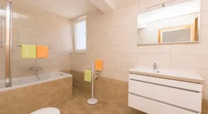 Apartments and Room Central Position - Image 2