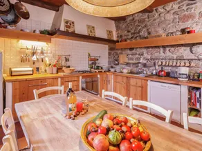 Charming Farmhouse in Cros-de-Georand - Image 5