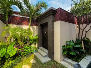 Honeymoon Hideaway w/Private Jacuzzi Pool in Kuta - Image 5