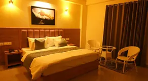 Hotel Om Elite Stay - Image 2