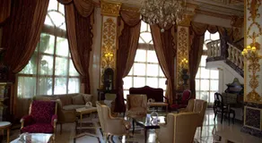 Serenada Golden Palace - Boutique Hotel - Image 3