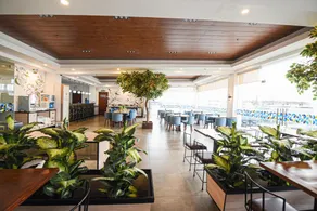 Figtree Hotel - Image 2