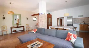 Villa el Crucero with pool and Jacuzzi SpainSunRentals 1035 - Image 2