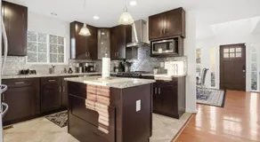 Beautiful Arlington Comfort Rooms Near Metro Private Rooms in Shared Home - Image 3