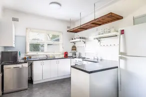 Country life living with urban amenities - Image 4