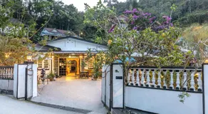 Vintage Guesthouse - Image 5