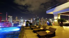City Garden Grand Hotel - Image 4
