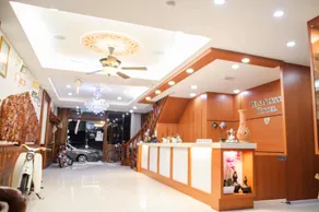 Wan Alyasa Hotel - Image 4