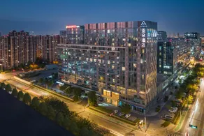 Atour Hotel Nanjing South Station - Image 4