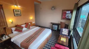 Hotel Regency with parking - Image 4