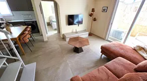 Warm Design 3BR, Beach 7-min walk, Peaceful - Image 2