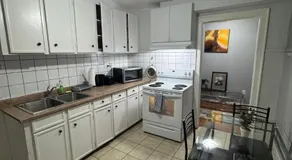 2 Bedroom Cozy Accommodation - Image 5