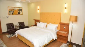 Tourist-Friendly Hotel Near Red Fort River,306 - Image 2