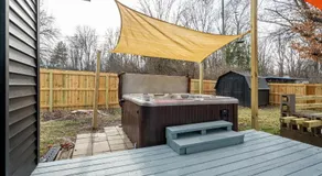Modern 3 BR home w hot tub movie room dog park - Image 4
