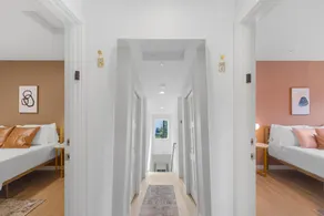 Kurt's Sweet Suite - 84 Walkscore - Image 4