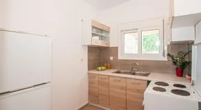 Giannis Place - Image 5