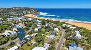 Jean's Beach House Accom Holidays - Image 5