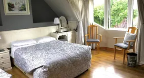 Grove Lodge B&B - Image 2