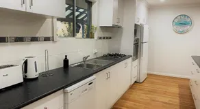 Blue Tides Accommodation - Image 3
