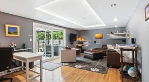 Spacious Family Getaway- Salt Water Pool & Hot Tub - Image 2
