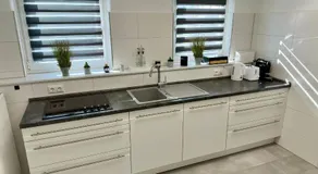 RG Living - near City & free parking - Image 5