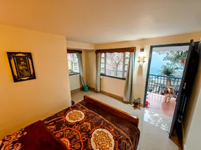 Silent Echo Farm Stay - Image 2
