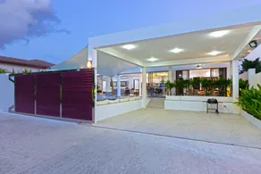 Spacious 4BR Private Pool Villa Luna - Image 4
