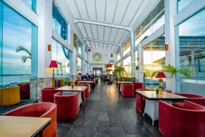 Gran Senyiur Hotel - Image 4