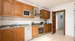 Villa Vesubio by Villa Plus - Image 5