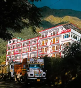 Hotel Ajay Palace - Image 1