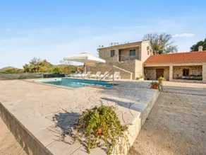 Agréable maison entièrement équipée avec barbecue, terrasse et piscine privée | Avec animaux bienvenus - Image 3