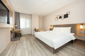 Hanting Hotel Guoxin Stadium Liaoyang East Road Qingdao - Image 2