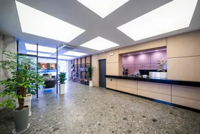 Yes Hotel - Image 4