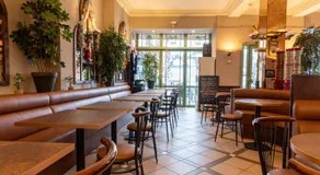 Hôtel Café les Fleurs - Image 4