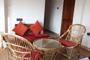 Meraki Living Luxury Homestay, Mukteshwar - Image 4
