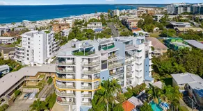 Mariners Unit 11 Kings Beach QLD - Image 5