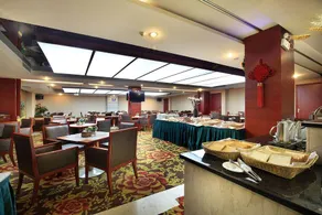 Elite Garden Hotel - Image 2