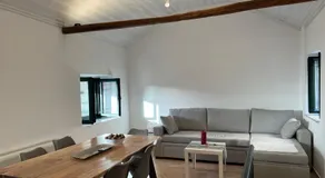 CosinesHouse - Image 2