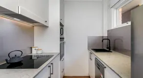 MOS17 - 1 bedroom w views-Mosman - Image 3