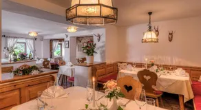 Hotel Gasthof Der Jägerwirt - Image 2