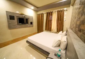 Hotel Sundaram 5 Minutes Distance from Dargah - Image 2