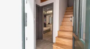 Guest House Blue - Image 3