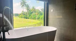 The Luxurious 231, Lake House Villa - Image 4