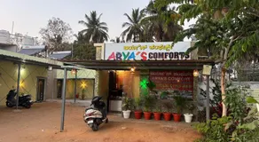 Aryas comforts near Gumbaz - Image 3